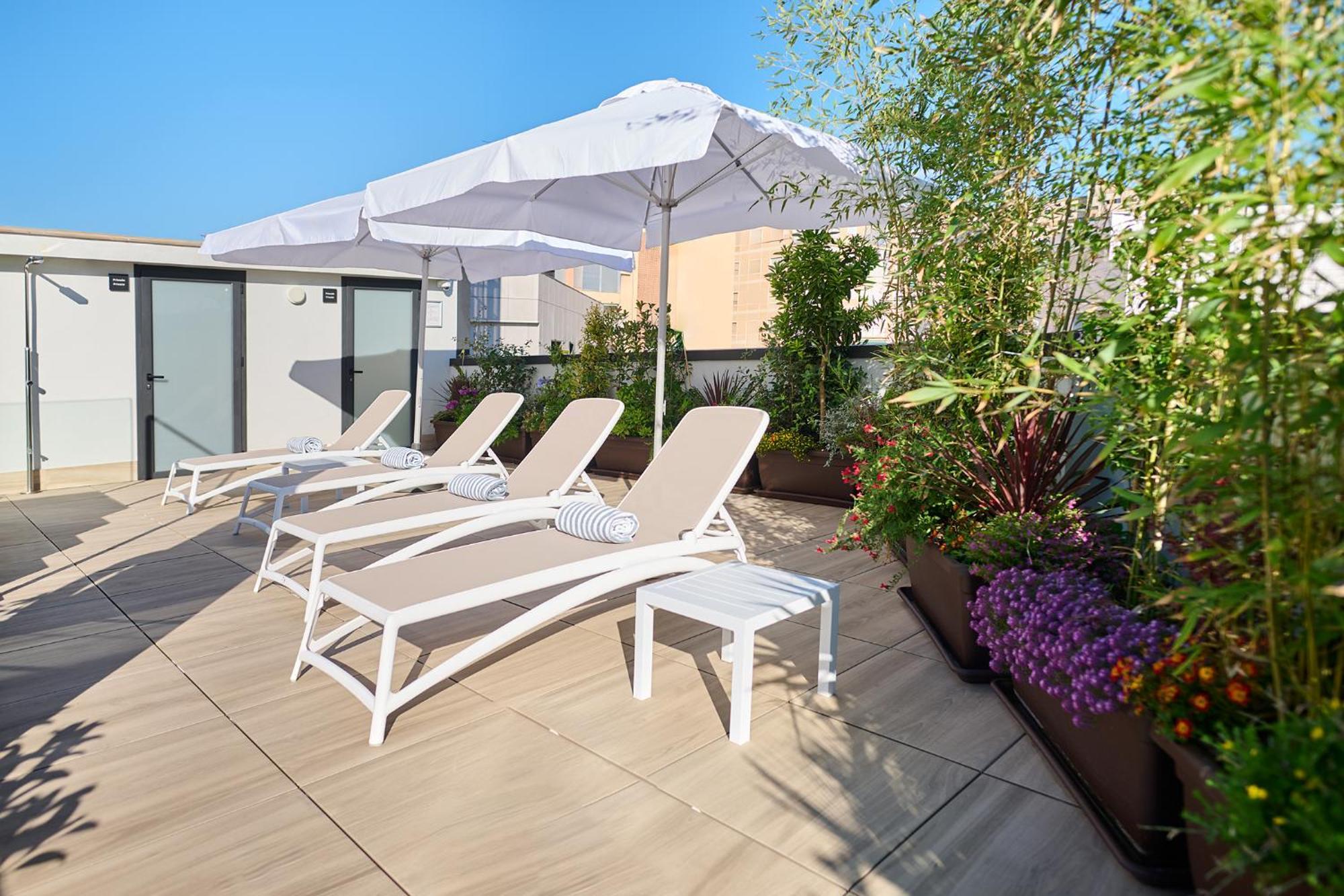 Apartamentos Luna Suites Γρανάδα Εξωτερικό φωτογραφία